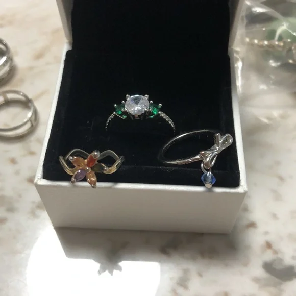 rings - Picture 3 of 5